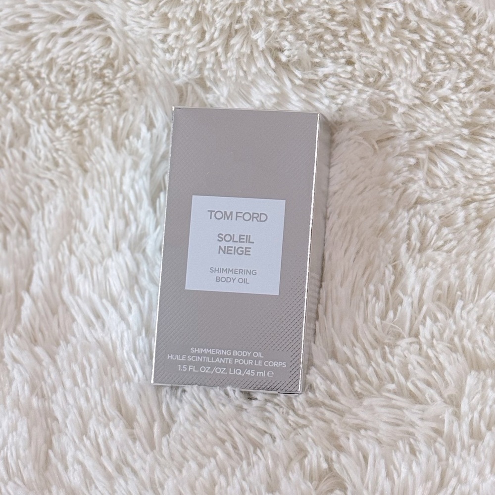 NEW Tom Ford Soleil Neige Shimmering Body Oil
